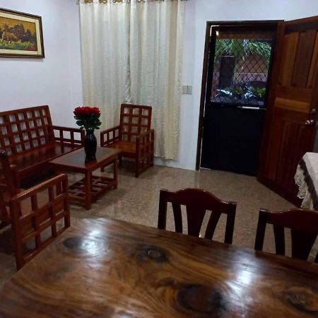 Foxtail Guesthouse Siargao General Luna  Ngoại thất bức ảnh